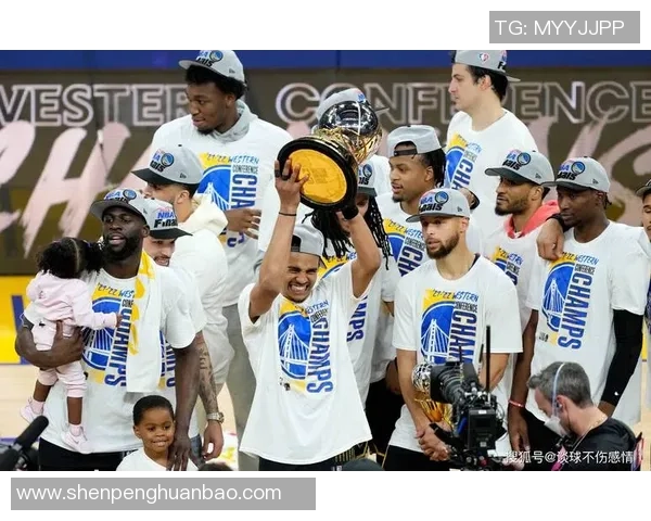 人人直播勇士与热火巅峰对决精彩瞬间回顾与分析 人人直播勇士与热火巅峰对决精彩瞬间回顾与分析